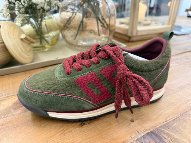 BACK 70 Retro Jogger Forest Suede Teddy grün