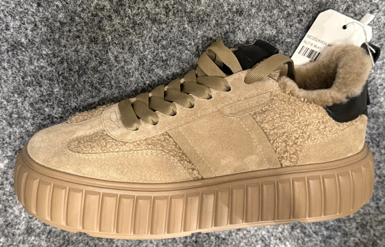 MARY & Co. SneakerCamel Suede Teddy braun